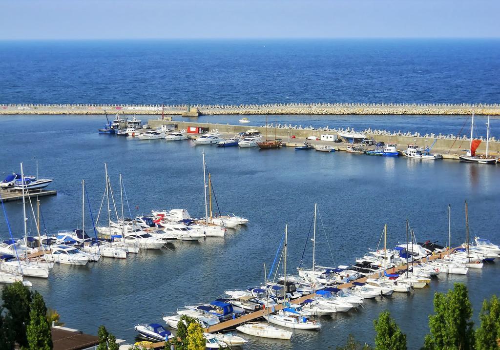 Coralia Residence Mamaia Bagian luar foto